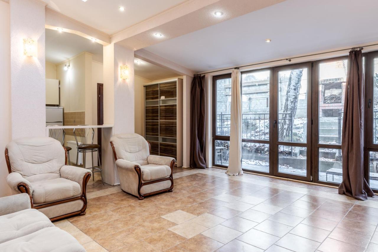 Mangal And Terrace In Center Apartment Лвив Екстериор снимка